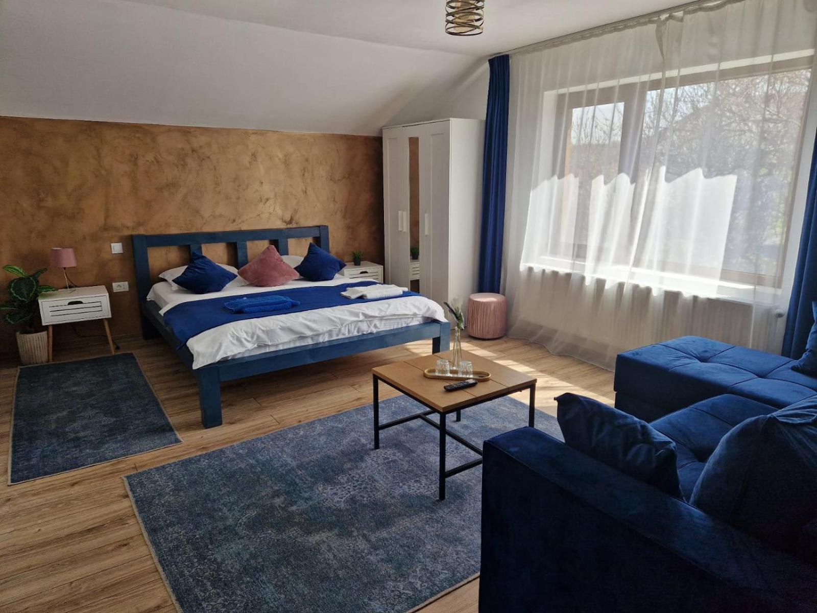 Dania&Petru Residence Тыргу-Окна Экстерьер фото
